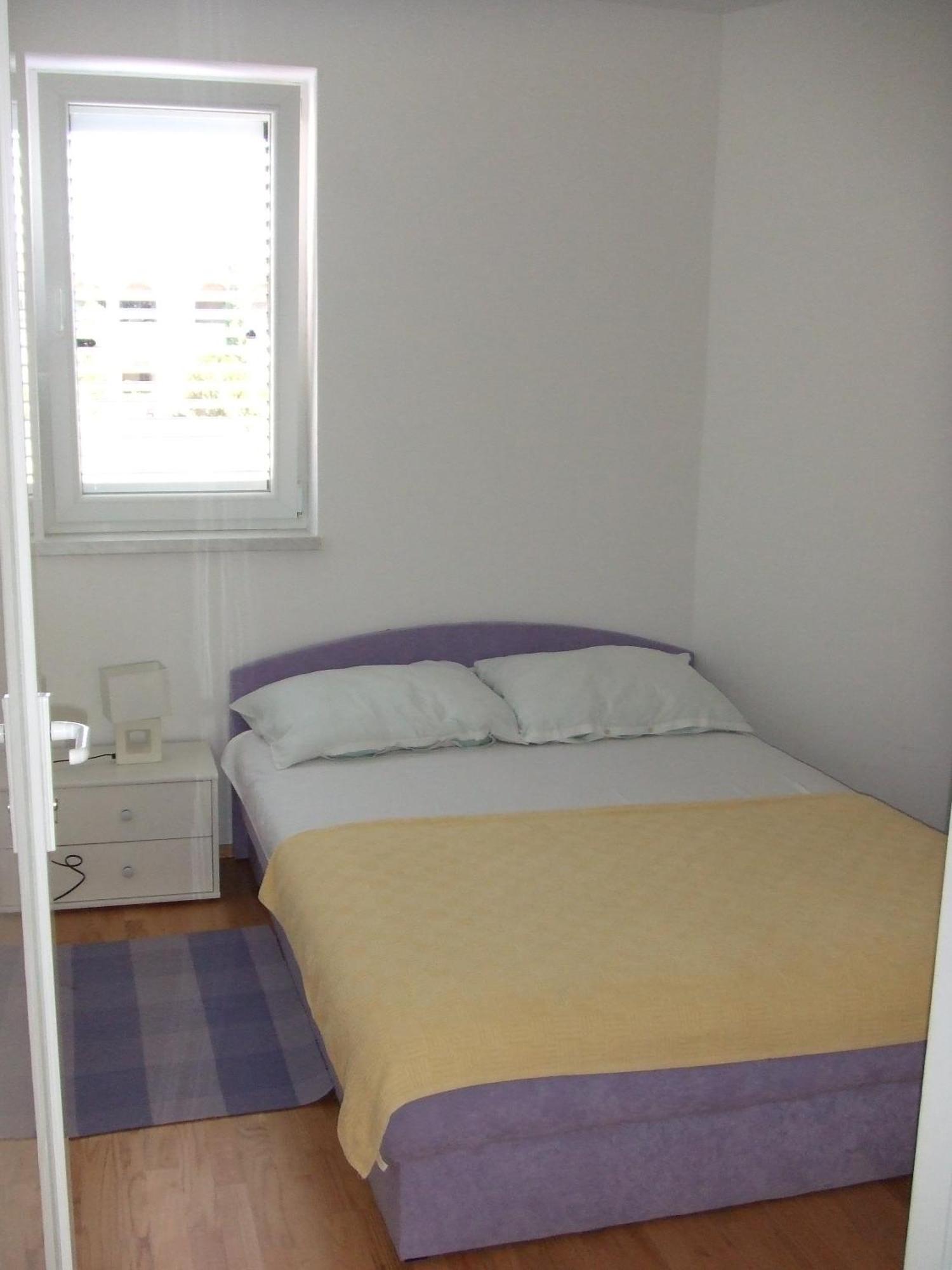 Apartments Diva Новаля Екстериор снимка