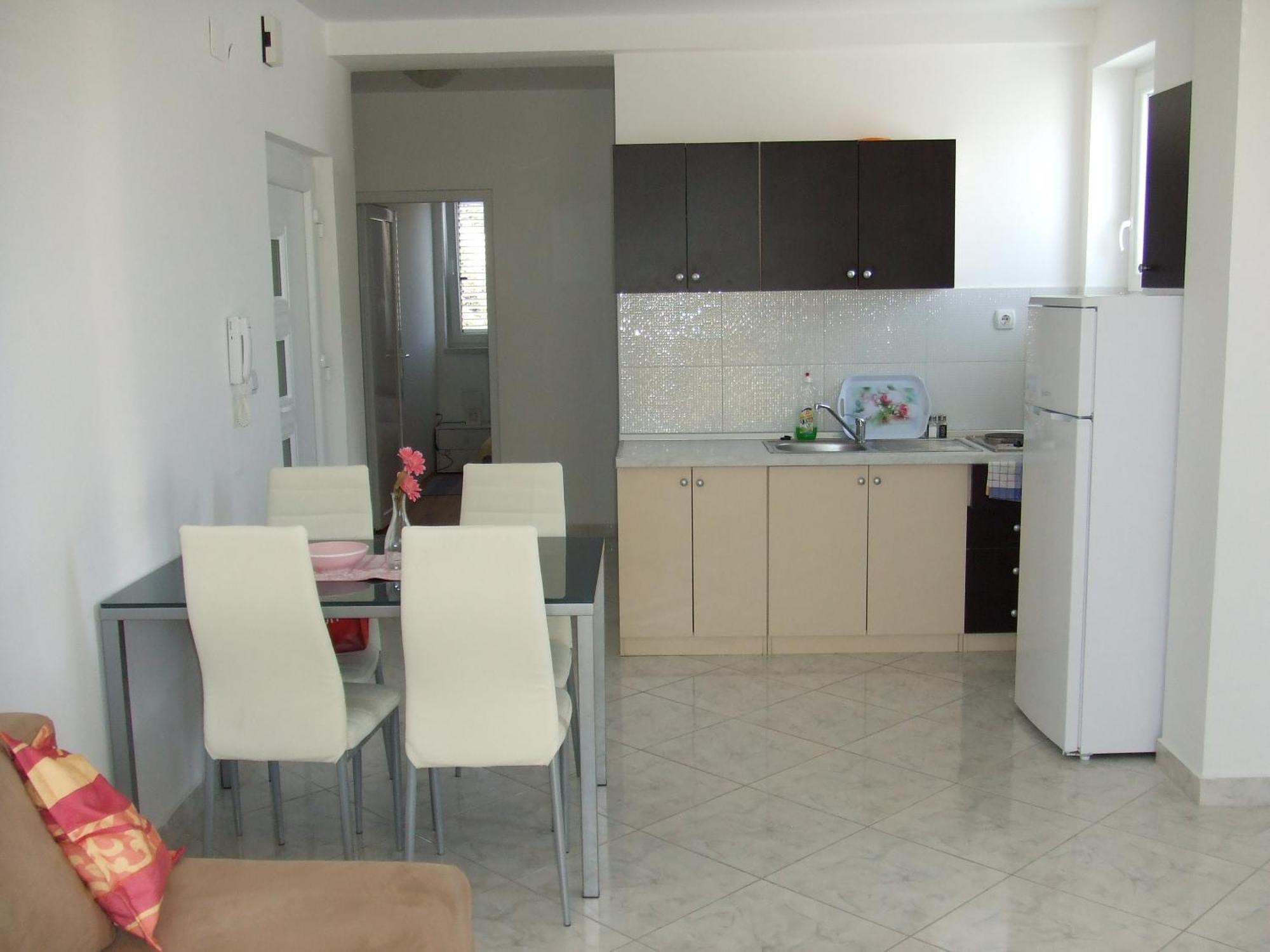 Apartments Diva Новаля Екстериор снимка